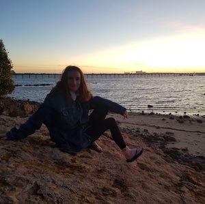 Meet your Posher, Dana